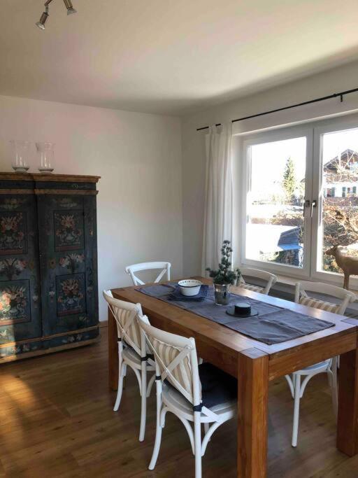 Alpsoul Eine Ferienwohnung Mit Charisma…. Garmisch-Partenkirchen Luaran gambar
